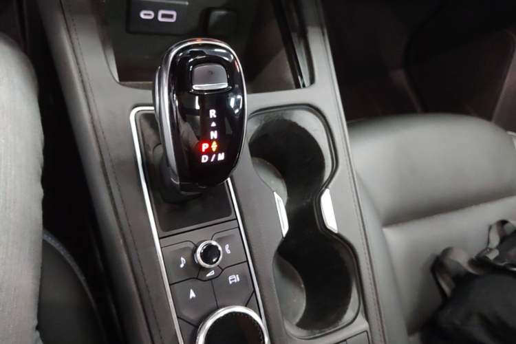 Used Cadillac XT4 2024 28T Four-Wheel Drive Luxury Version Gear Lever