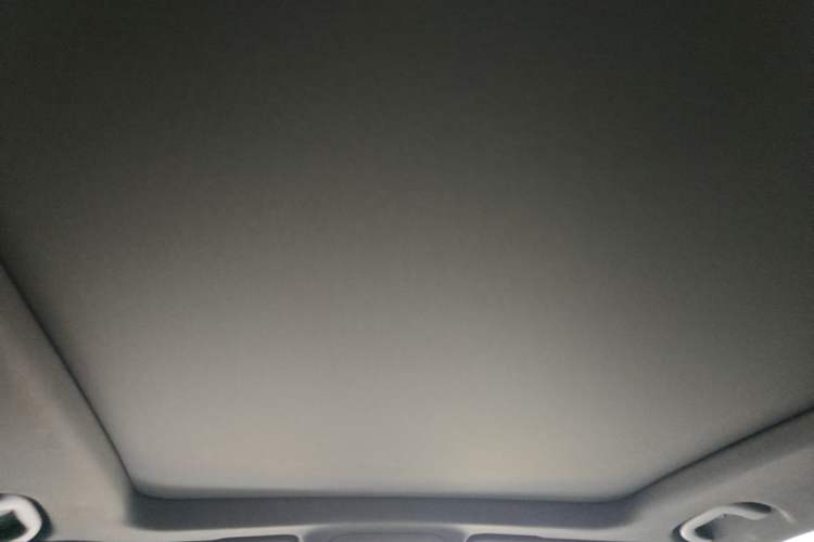 Used Cadillac XT4 2024 28T Four-Wheel Drive Luxury Version Headliner