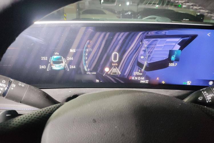 Used Cadillac XT4 2024 28T Four-Wheel Drive Luxury Version Instrument Cluster