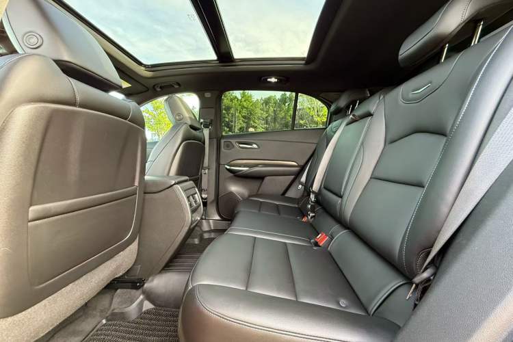 Used Cadillac XT4 2024 28T Four-Wheel Drive Luxury Version Interior 2