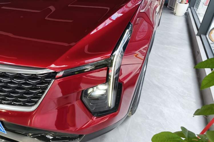 Used Cadillac XT4 2024 28T Two-Wheel-Drive Luxury Version Left Front Headlight