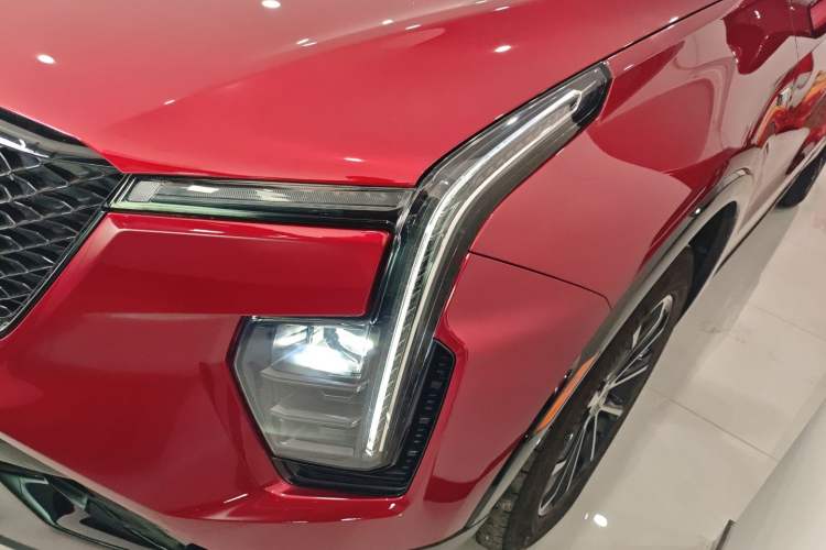 Used Cadillac XT4 2024 28T Four-Wheel Drive Luxury Version Left Front Headlight