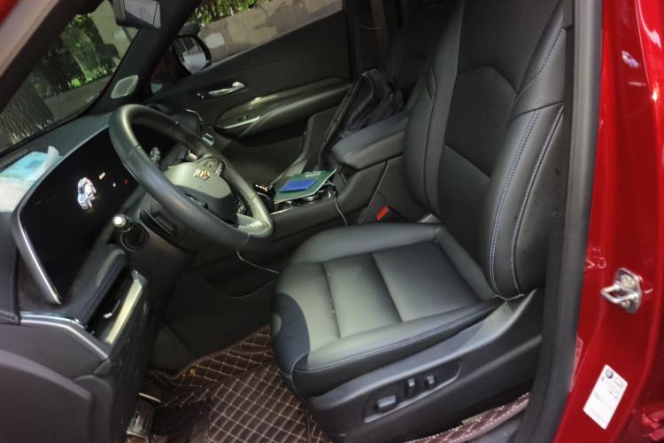 Used Cadillac XT4 2024 28T Four-Wheel Drive Luxury Version Left Front Seat