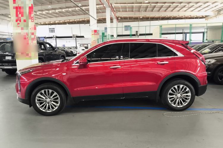 Used Cadillac XT4 2024 28T Two-Wheel-Drive Luxury Version Left Side