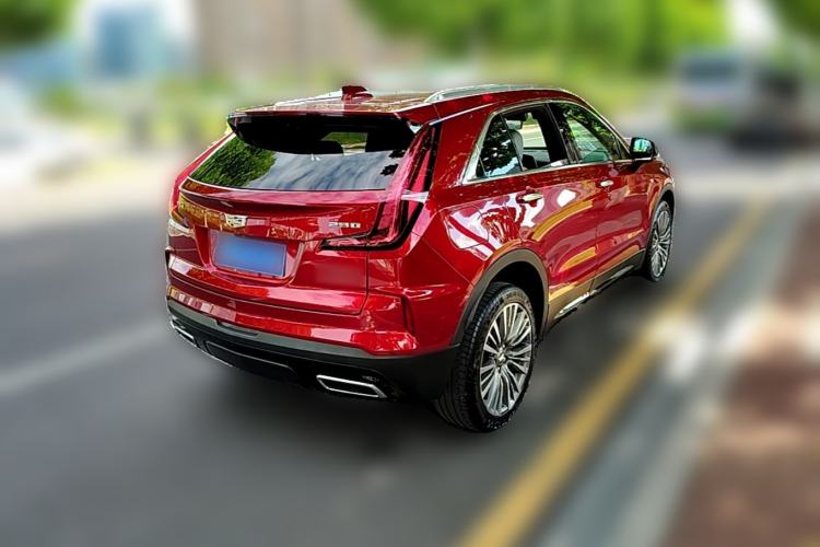 Used Cadillac XT4 2024 28T Two-Wheel-Drive Luxury Version Rear Right 45 Deg