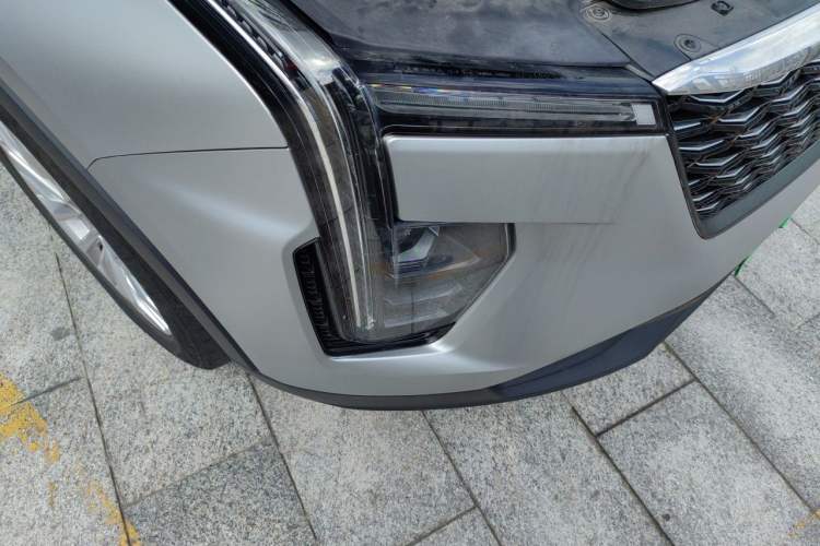 Used Cadillac XT4 2024 25T Two-Wheel Drive Fashion Edition Right Front Headlight