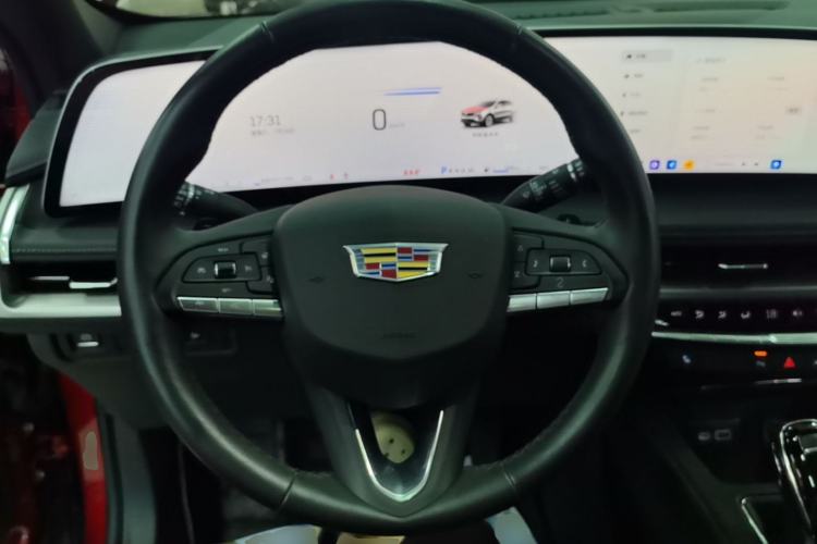 Used Cadillac XT4 2024 28T Two-Wheel-Drive Luxury Version Steering Wheel