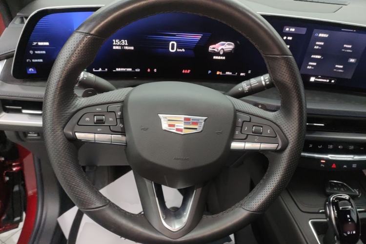 Used Cadillac XT4 2024 28T Four-Wheel Drive Luxury Version Steering Wheel