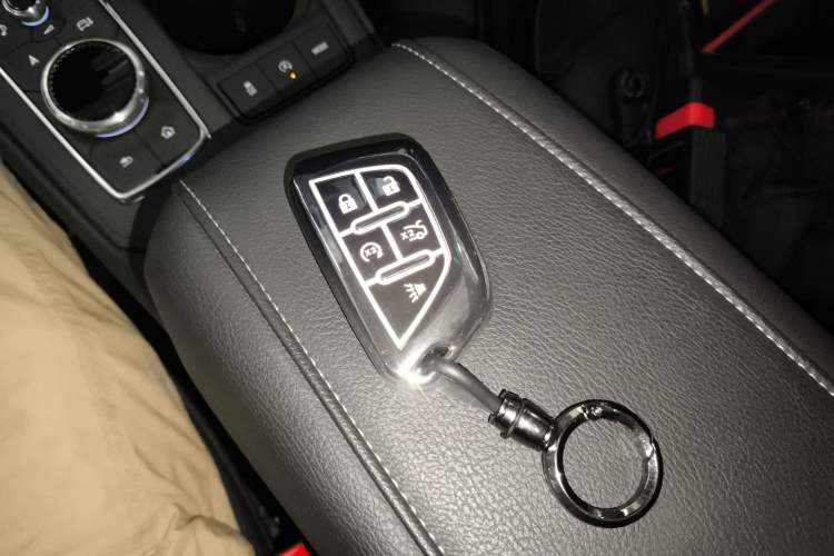 Used Cadillac XT4 2024 28T Two-Wheel-Drive Luxury Version Vehicle Key