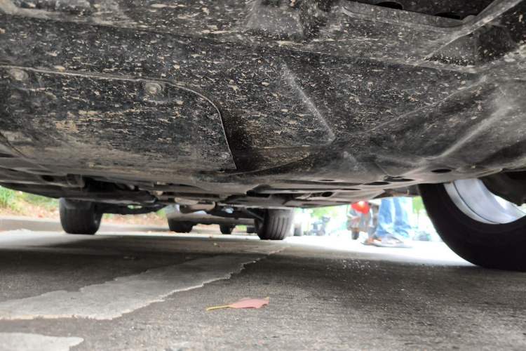 Used Cadillac XT4 2024 28T Two-Wheel-Drive Luxury Version Chassis Front