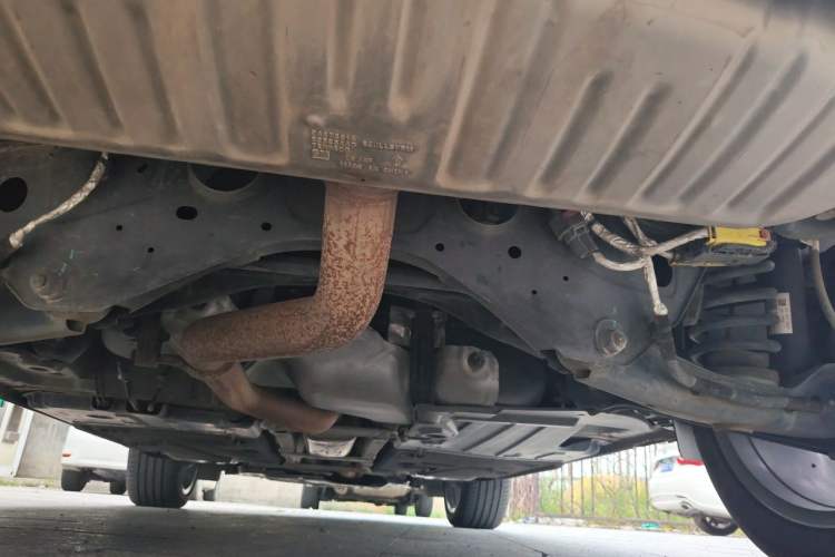 Used Cadillac XT4 2024 28T Two-Wheel-Drive Prestige Version Chassis Rear