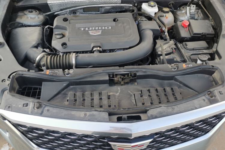 Used Cadillac XT4 2024 28T Two-Wheel-Drive Prestige Version Engine Bay