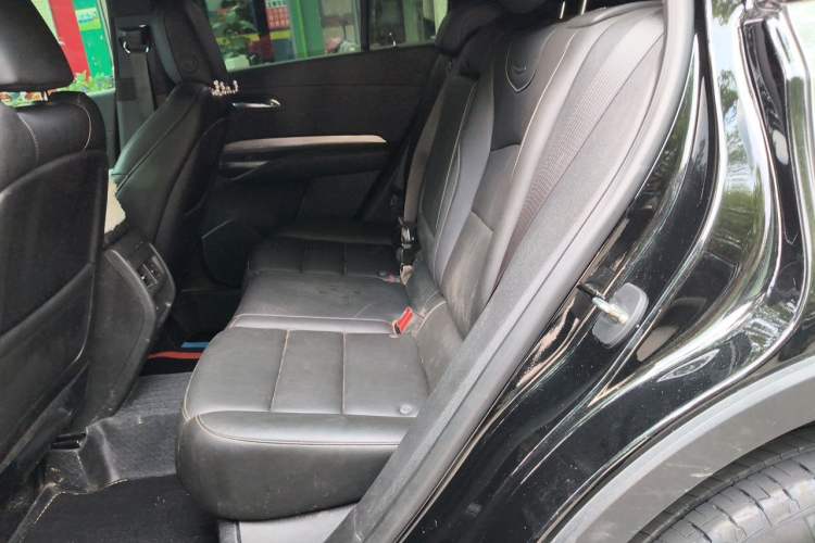 Used Cadillac XT4 2024 28T Two-Wheel-Drive Luxury Version Left Rear Seat