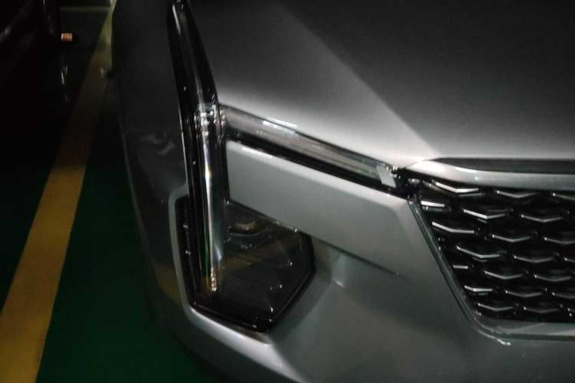 Used Cadillac XT4 2024 28T Two-Wheel-Drive Prestige Version Right Front Headlight