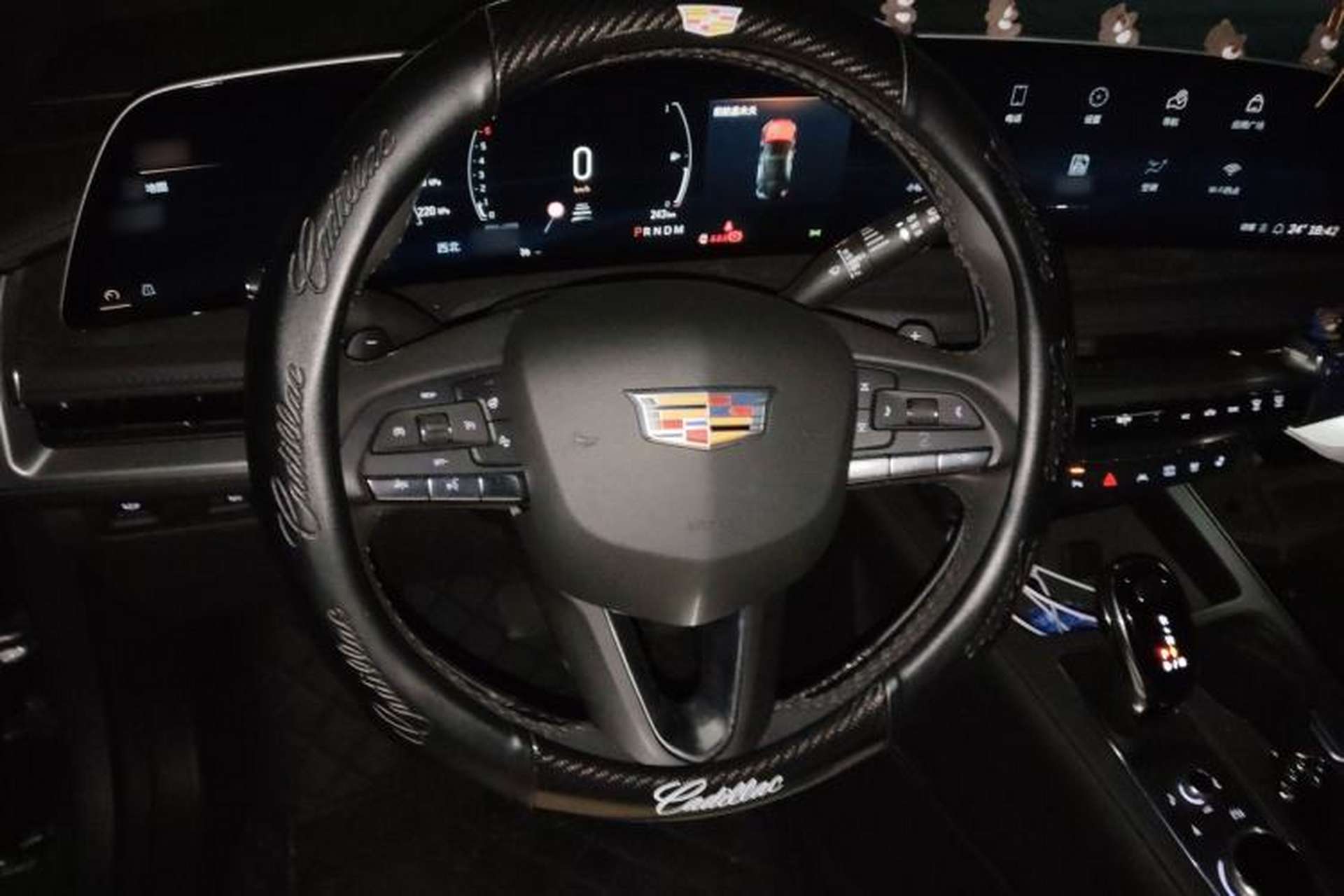 Used Cadillac XT4 2024 28T Two-Wheel-Drive Prestige Version Steering Wheel