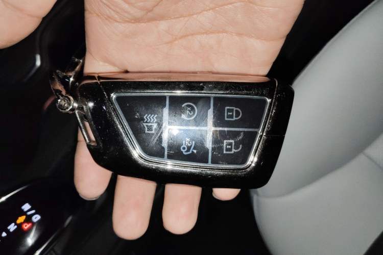 Used Cadillac XT4 2024 28T Two-Wheel-Drive Prestige Version Vehicle Key
