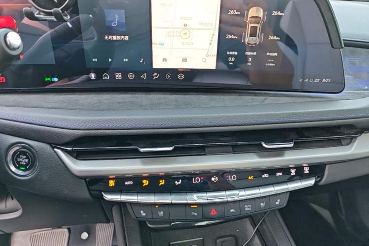 Used Cadillac XT4 2024 28T Two-Wheel-Drive Prestige Version Audio And AC Panel