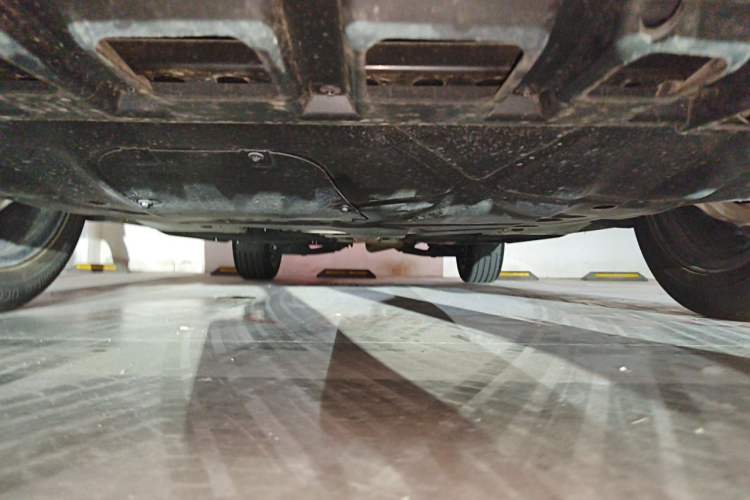 Used Cadillac XT4 2024 28T Two-Wheel-Drive Luxury Version Chassis Front