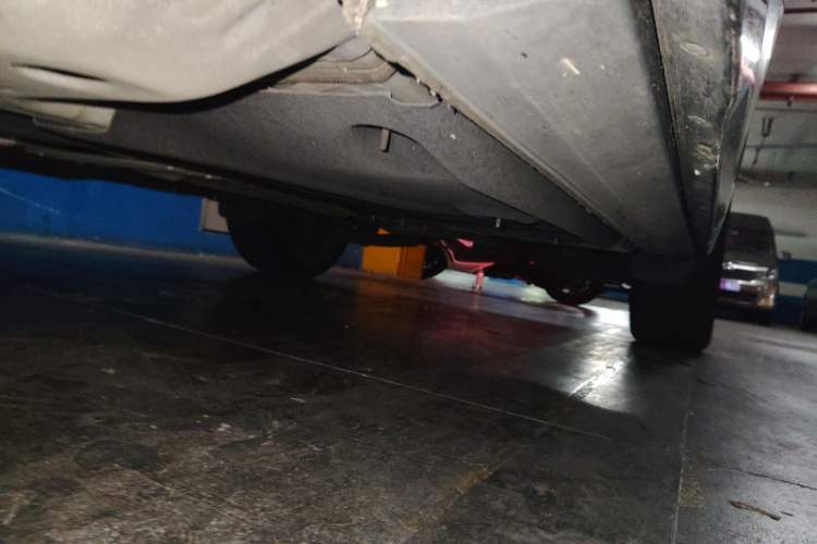 Used Cadillac XT4 2024 28T Two-Wheel-Drive Prestige Version Chassis Front Left