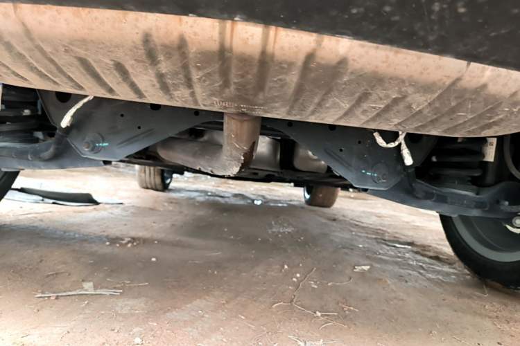 Used Cadillac XT4 2024 28T Two-Wheel-Drive Prestige Version Chassis Rear