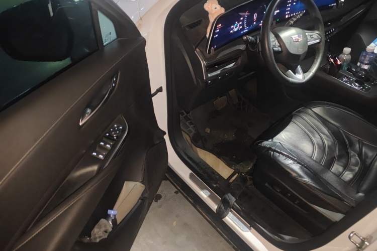 Used Cadillac XT4 2024 28T Two-Wheel-Drive Luxury Version Driver Seat