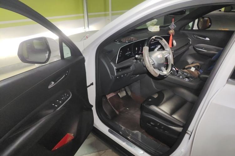 Used Cadillac XT4 2024 28T Two-Wheel-Drive Luxury Version Driver Seat