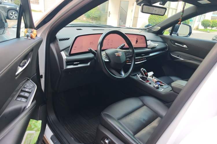 Used Cadillac XT4 2024 28T Two-Wheel-Drive Prestige Version Driver Seat