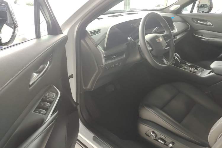 Used Cadillac XT4 2024 Facelift 28T Two-Wheel-Drive Prestige Version Driver Seat
