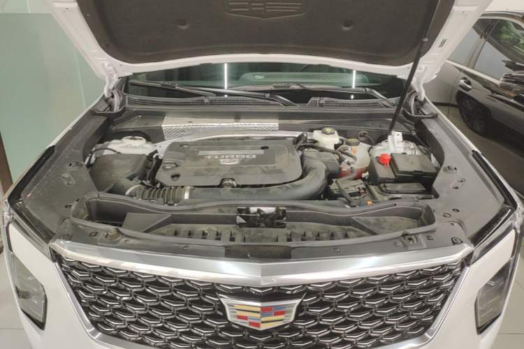 Used Cadillac XT4 2024 Facelift 28T Two-Wheel-Drive Prestige Version Engine Bay