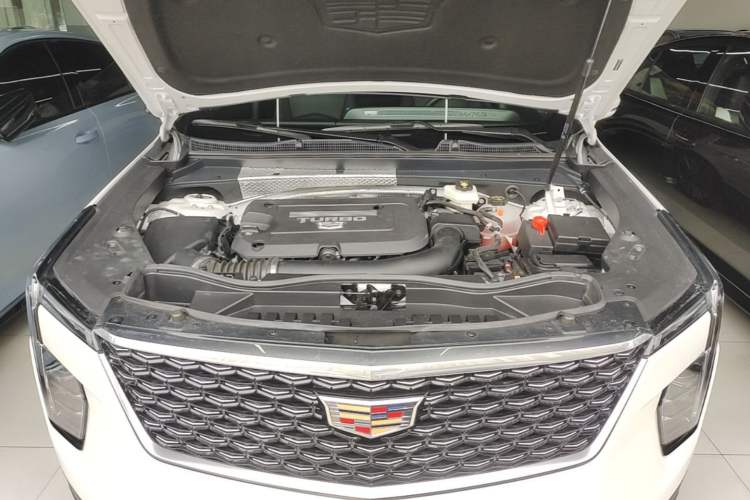 Used Cadillac XT4 2024 Facelift 28T Two-Wheel-Drive Prestige Version Engine Bay