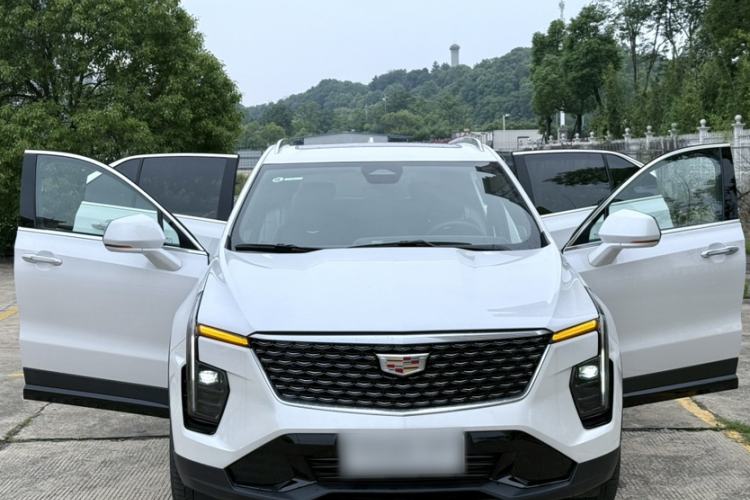 Used Cadillac XT4 2024 Facelift 28T Two-Wheel-Drive Prestige Version Exterior 2