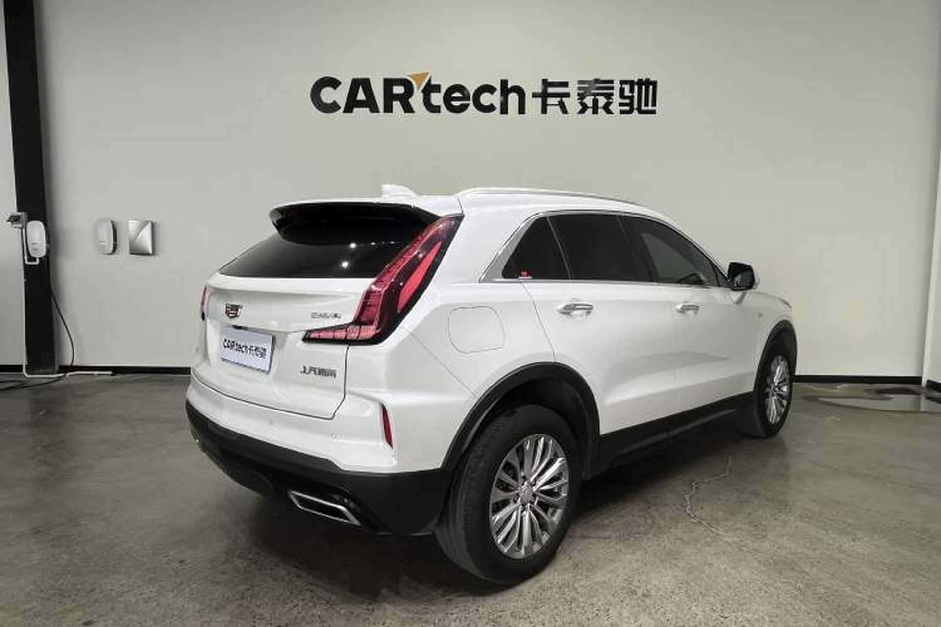 Used Cadillac XT4 2024 28T Two-Wheel-Drive Luxury Version Exterior 4