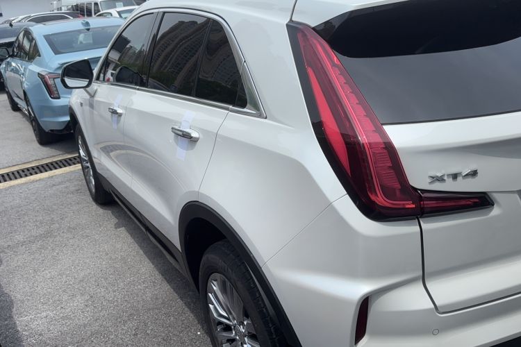 Used Cadillac XT4 2024 28T Two-Wheel-Drive Luxury Version Exterior 5