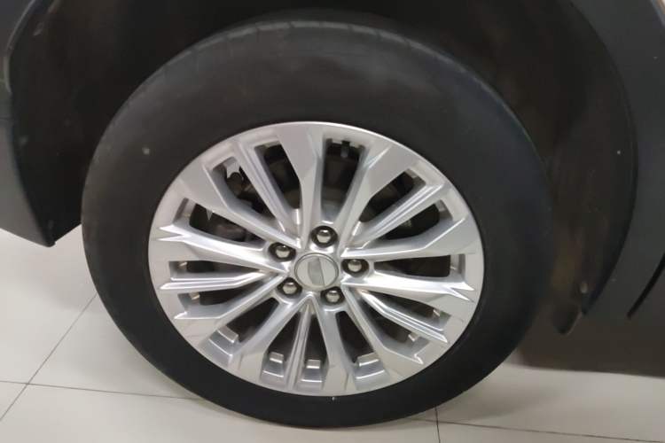 Used Cadillac XT4 2024 25T Two-Wheel Drive Fashion Edition Exterior 8
