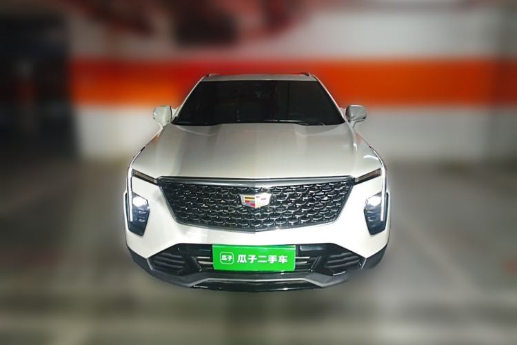 Used Cadillac XT4 2024 28T Two-Wheel-Drive Luxury Version Front