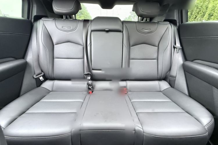Used Cadillac XT4 2024 Facelift 28T Two-Wheel-Drive Prestige Version Interior 2