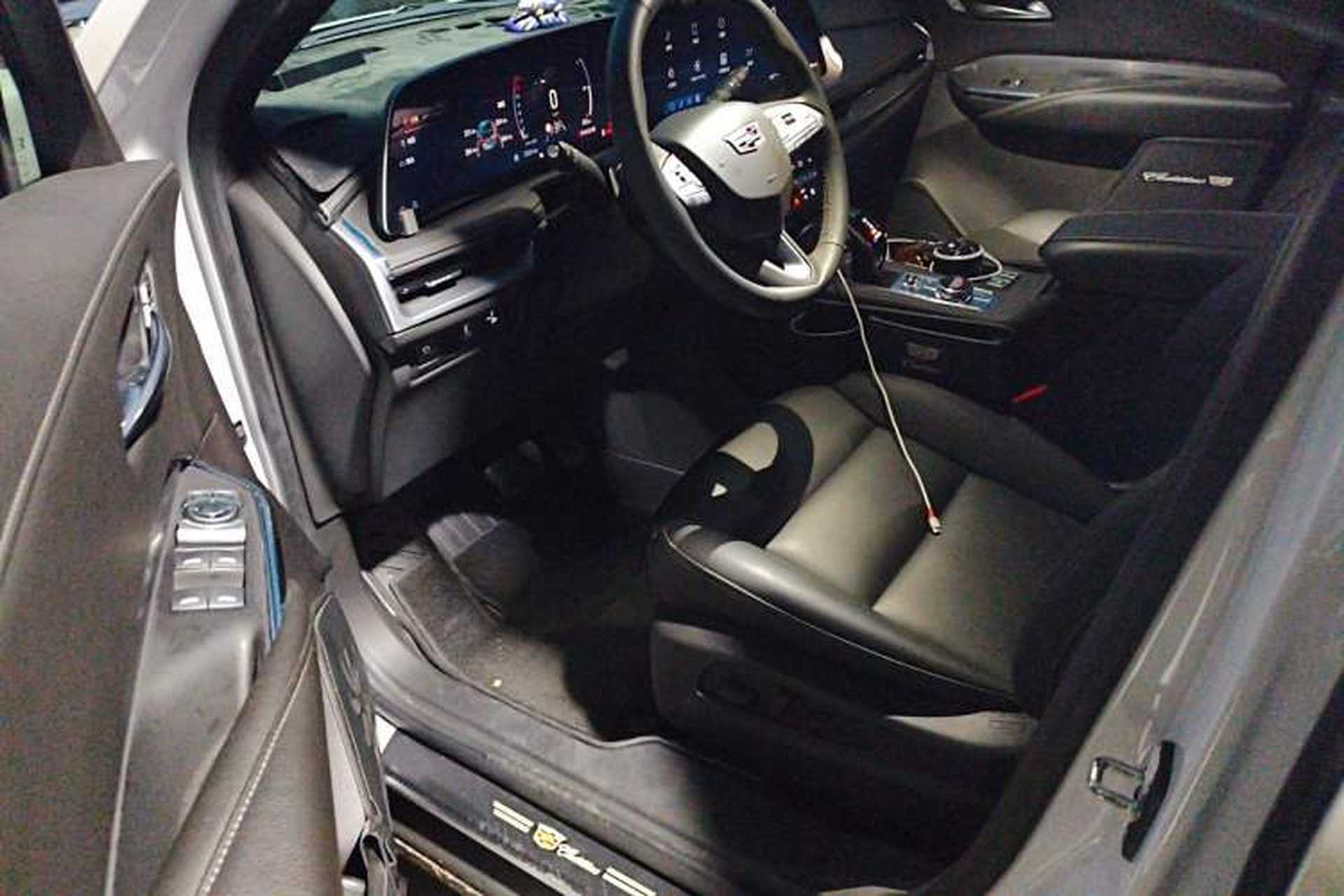 Used Cadillac XT4 2024 28T Two-Wheel-Drive Luxury Version Left Front Seat
