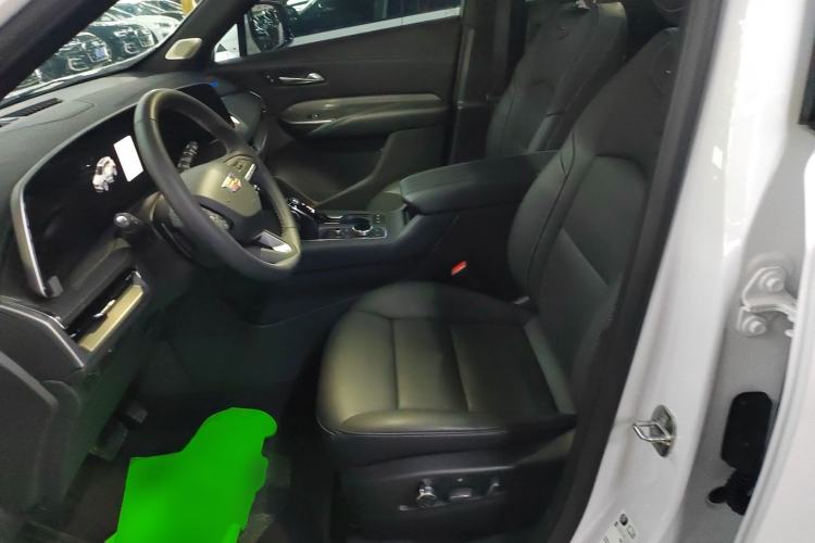 Used Cadillac XT4 2024 28T Two-Wheel-Drive Prestige Version Left Front Seat
