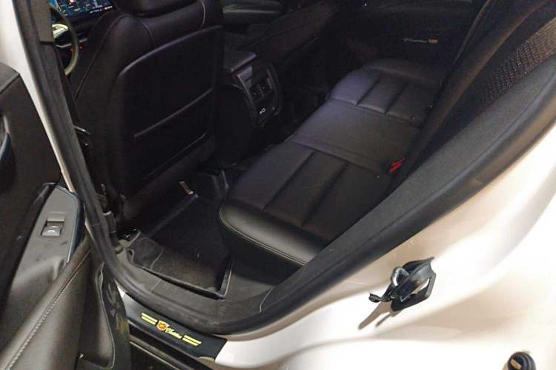 Used Cadillac XT4 2024 28T Two-Wheel-Drive Luxury Version Left Rear Seat