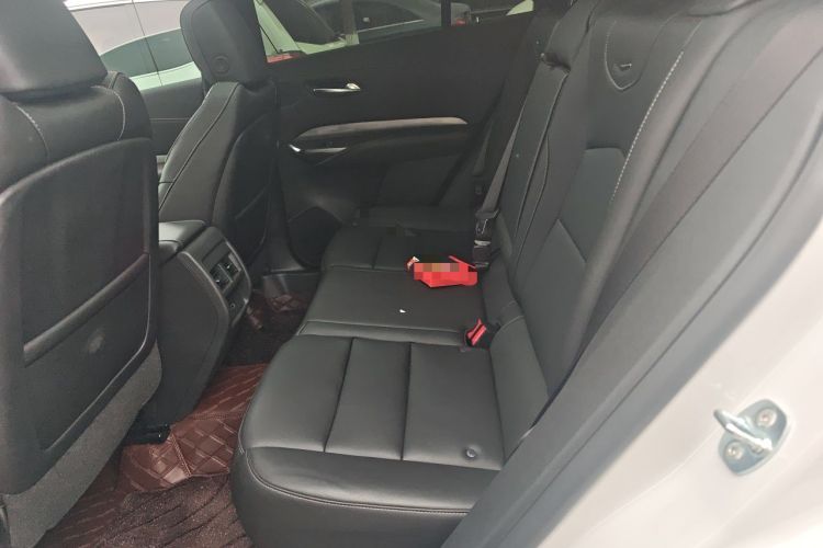 Used Cadillac XT4 2024 Facelift 28T Two-Wheel-Drive Luxury Version Left Rear Seat