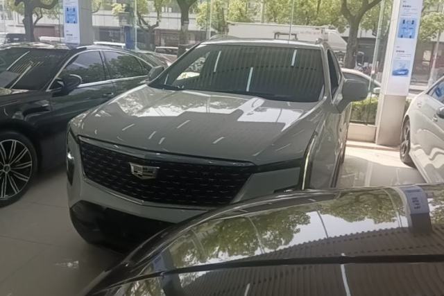 Used Cadillac XT4 2024 28T Two-Wheel-Drive Prestige Version