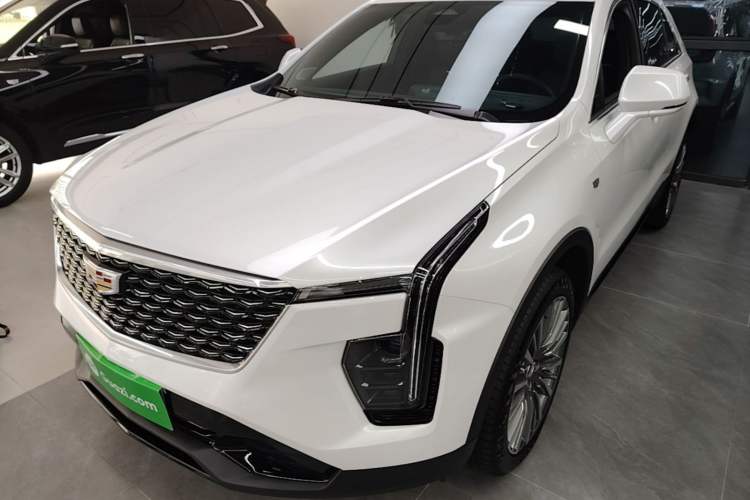 Cadillac XT4 2024 Facelift 28T Two-Wheel-Drive Prestige Version