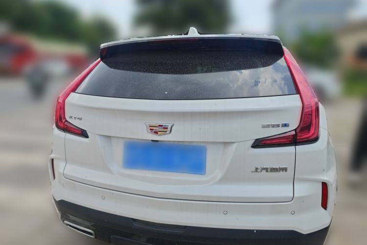 Used Cadillac XT4 2024 28T Two-Wheel-Drive Luxury Version Rear