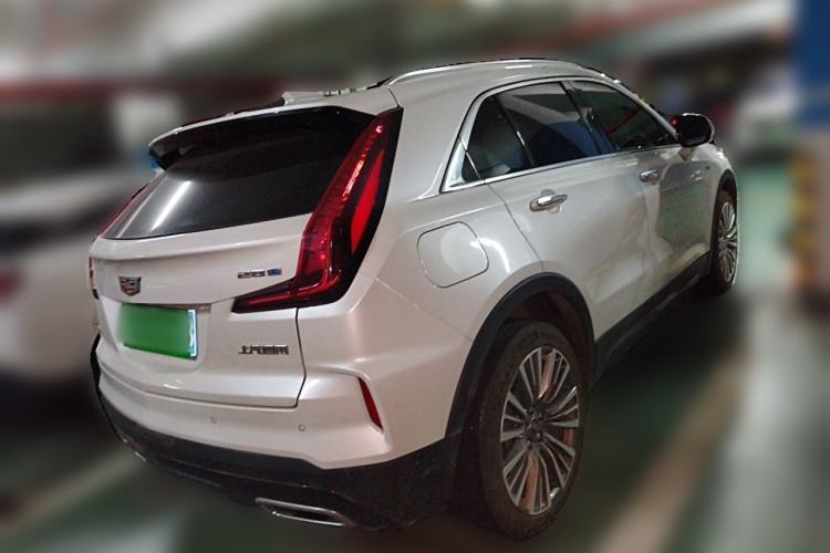 Used Cadillac XT4 2024 28T Two-Wheel-Drive Prestige Version Rear Right 45 Deg
