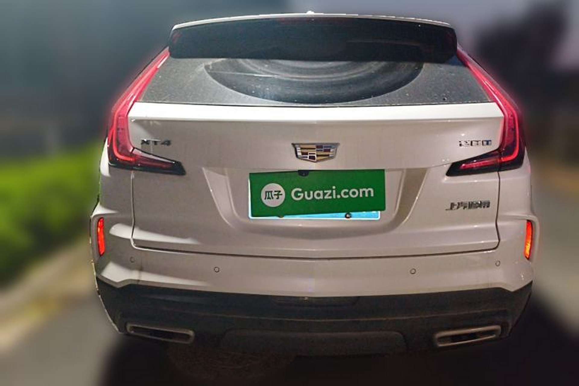 Used Cadillac XT4 2024 28T Two-Wheel-Drive Luxury Version Rear