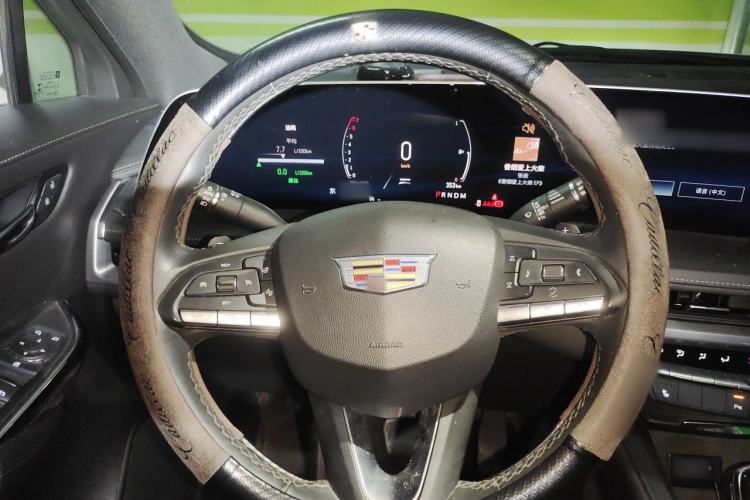 Used Cadillac XT4 2024 28T Two-Wheel-Drive Luxury Version Steering Wheel