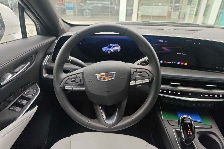 Used Cadillac XT4 2024 28T Two-Wheel-Drive Prestige Version Steering Wheel
