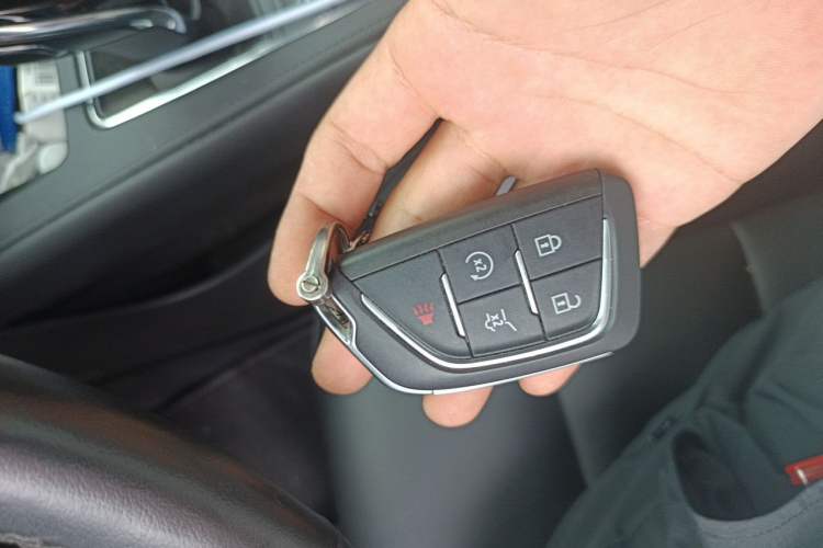Used Cadillac XT4 2024 28T Two-Wheel-Drive Luxury Version Vehicle Key