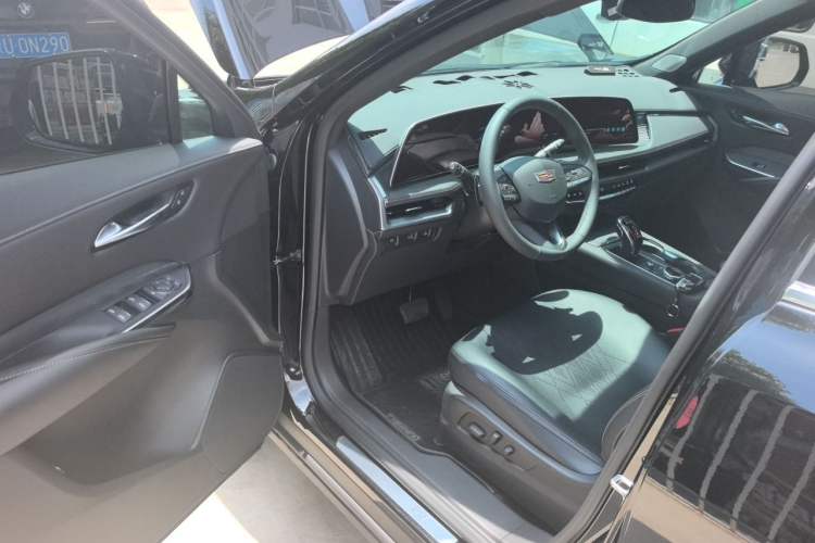 Used Cadillac XT4 2026 Model 28T Luxury Version Driver Seat