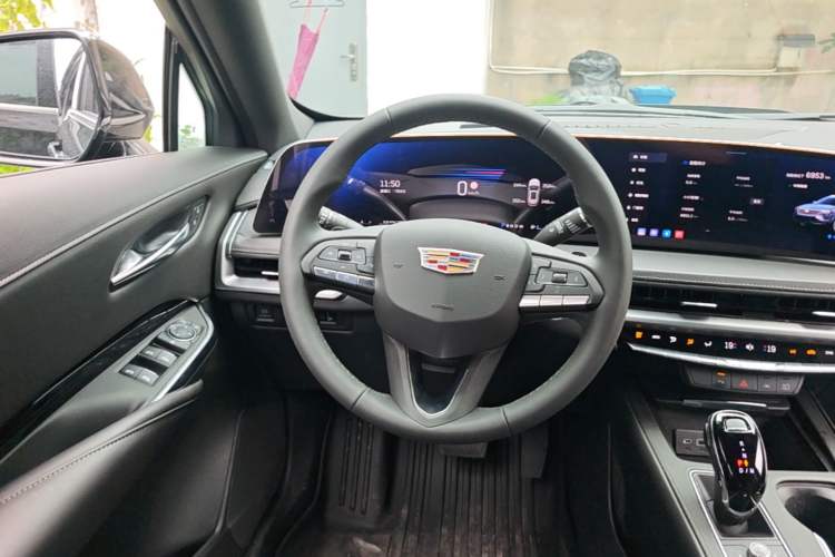 Used Cadillac XT4 2026 Model 25T Urban Version Steering Wheel